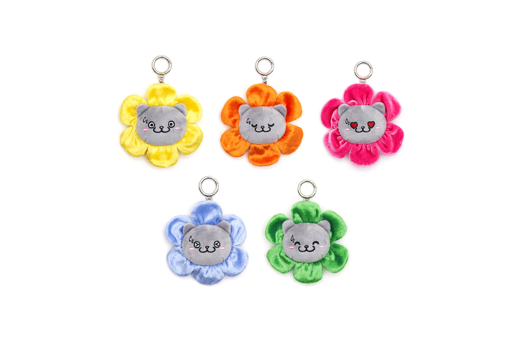 CATXMAN FLOWER KEYRING IN BLUE